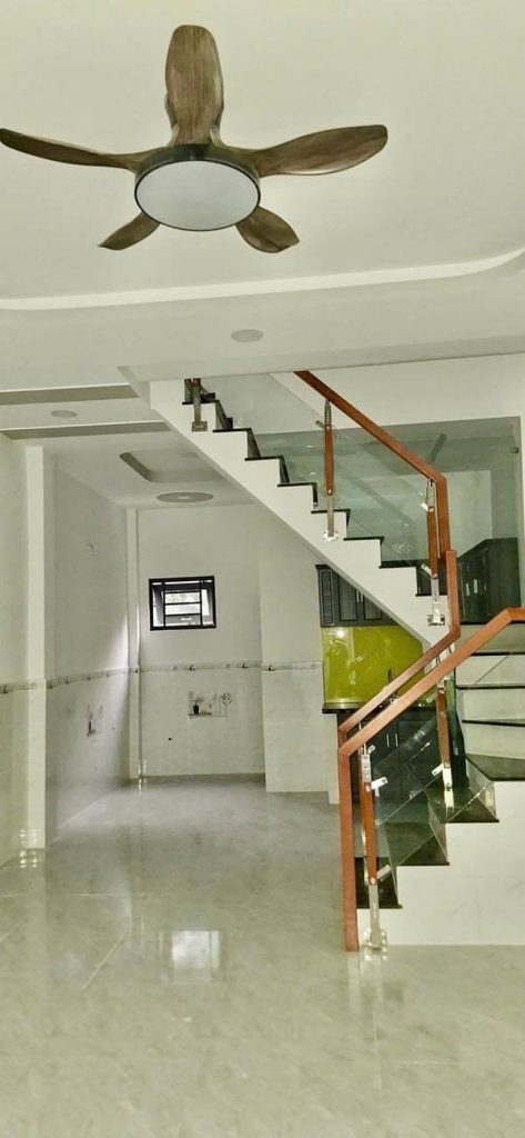 Nhà 2 tầng đường Thạnh Lộc 18, An Phú Đông, Quận 12, 36m² (4x9), giá 3.6 tỷ, hẻm xe hơi