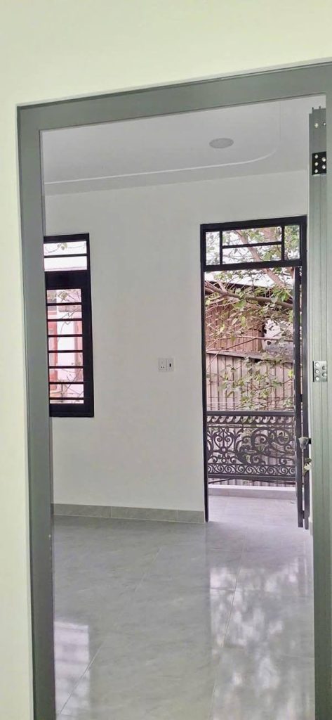 Nhà 2 tầng đường Thạnh Lộc 18, An Phú Đông, Quận 12, 36m² (4x9), giá 3.6 tỷ, hẻm xe hơi