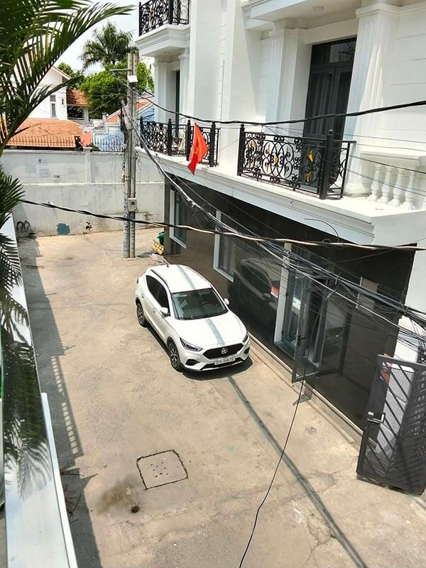 Bán Nhà 3 tầng đường Tô Ngọc Vân, Quận 12, 73m² (4x18), hẻm ô tô, 4 phòng ngủ