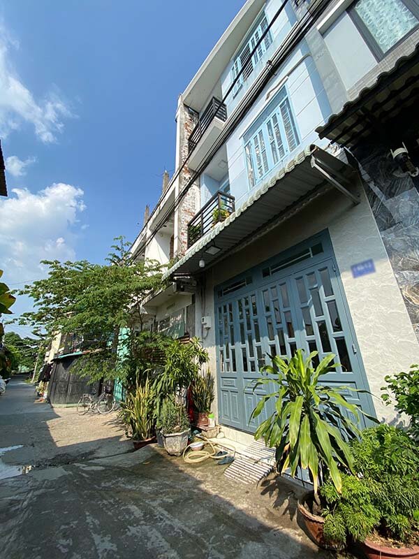 Nhà 3 tầng đường Nguyễn Thị Sáu, Quận 12, 44m² (4x11), 3.6 tỷ, 3 phòng ngủ, hẻm xe hơi 3m