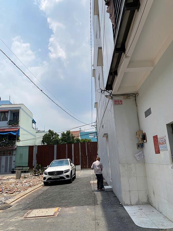 Nhà 5 tầng Ngã Tư Ga, Quận 12, 4.2x17, 4 phòng ngủ, hẻm ô tô
