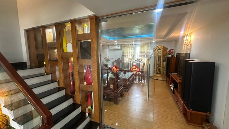 Nhà 5 tầng đường Thạnh Lộc 37, Quận 12, 81m² (4.9x16.6), 7 tỷ, 3 phòng ngủ, ô tô vào nhà